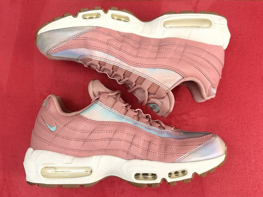 Nike Women’s Air Max 95 SE Red Stardust 918413-600 size 10 MINT CONDITION /WOB